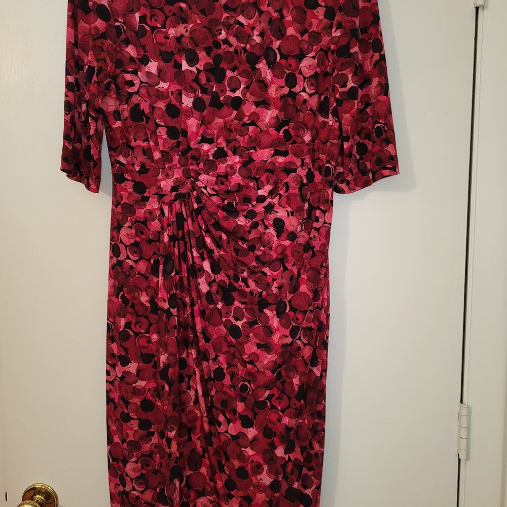 Connected Apparel Red Bubble Print Dress, Size 14. Faux front skirting.